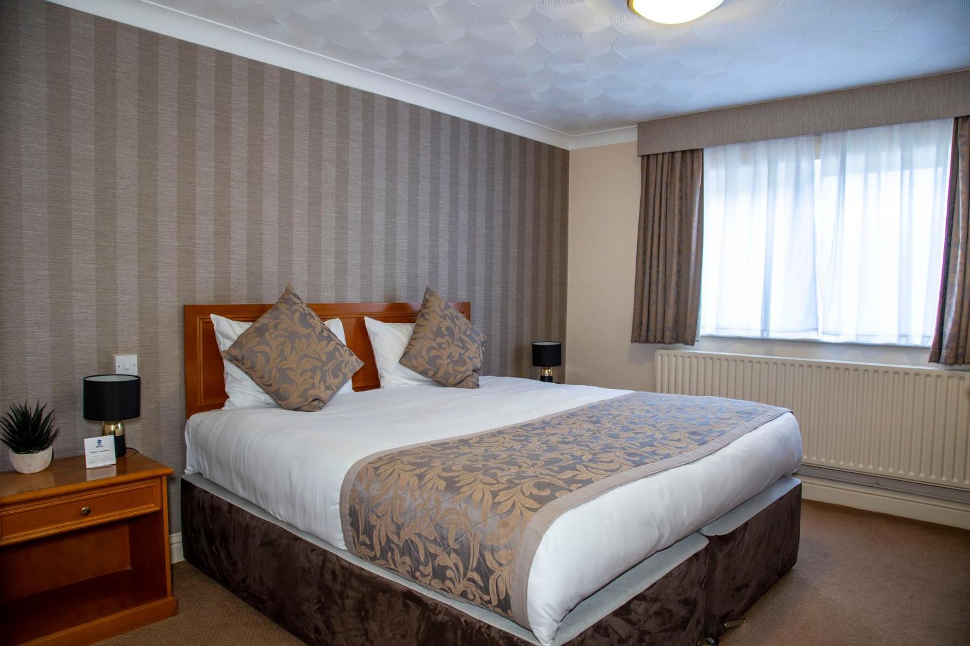 Best Western Manor Hotel Gravesend Exterior photo