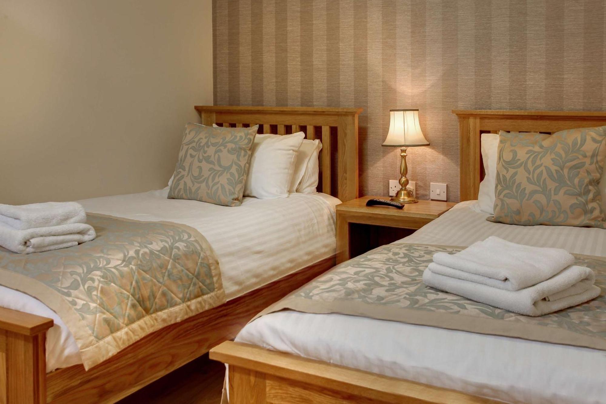 Best Western Manor Hotel Gravesend Exterior photo